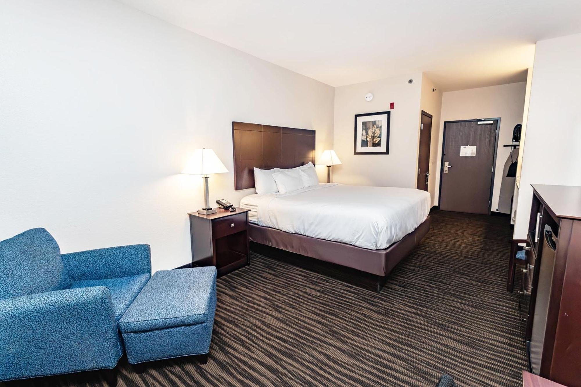 Cobblestone Inn & Suites Maryville Bagian luar foto