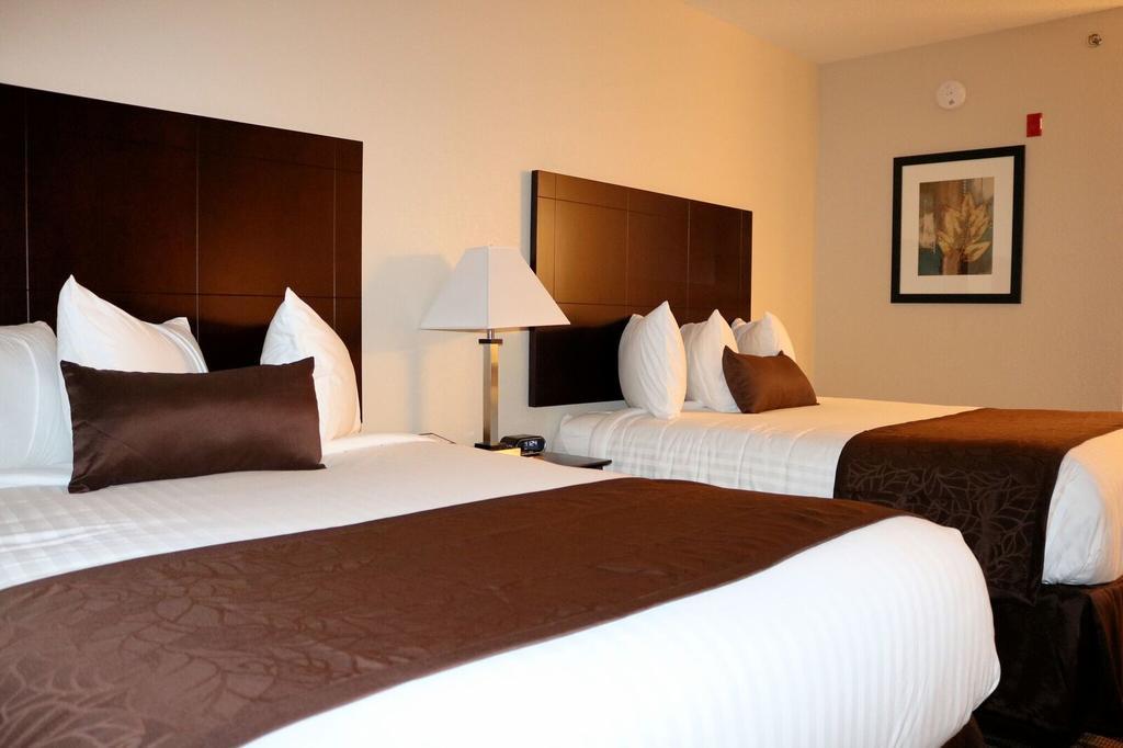 Cobblestone Inn & Suites Maryville Bagian luar foto